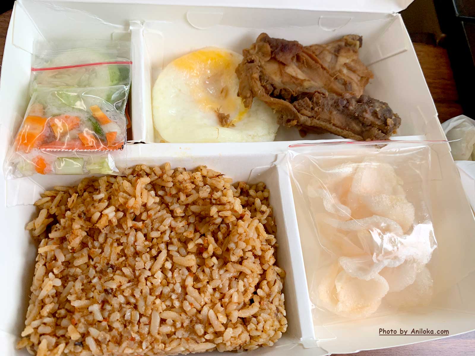 Menu Makan Siang Kereta Luxury Sleeper Taksaka 82L