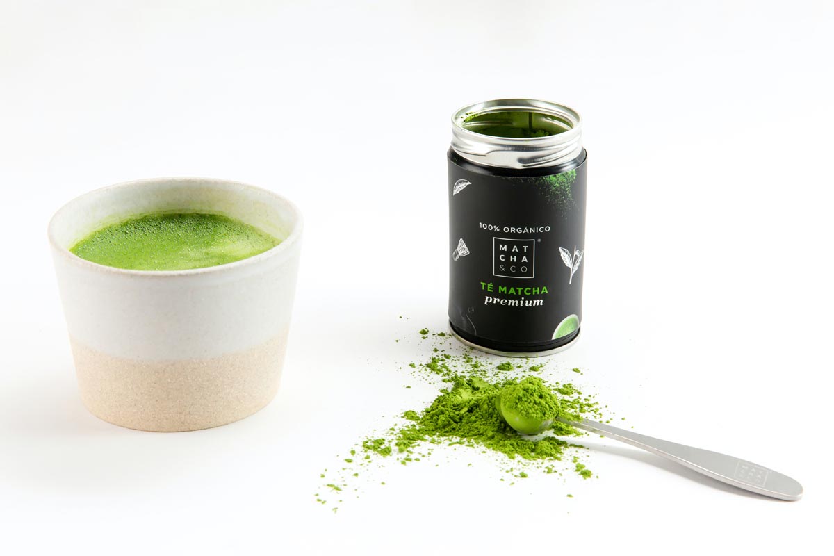 What is matcha? What does matcha taste like?