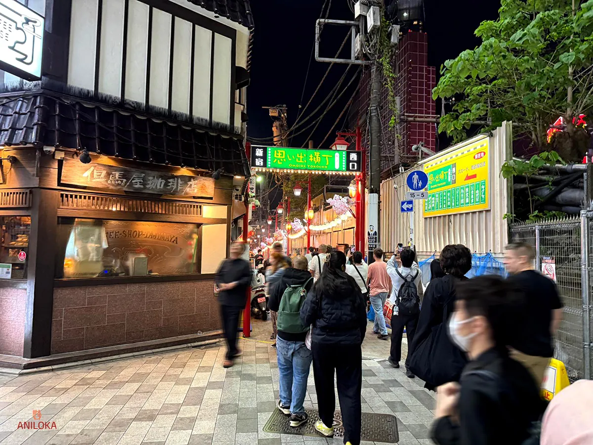 The Entrance Alley of Omoide Yokocho Shinjuku Japan The Entrance Alley of Omoide Yokocho Shinjuku Japan